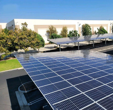 ولتاژ مدار باز چند منظره ای پانل خورشیدی PV تجاری 60-130VDC